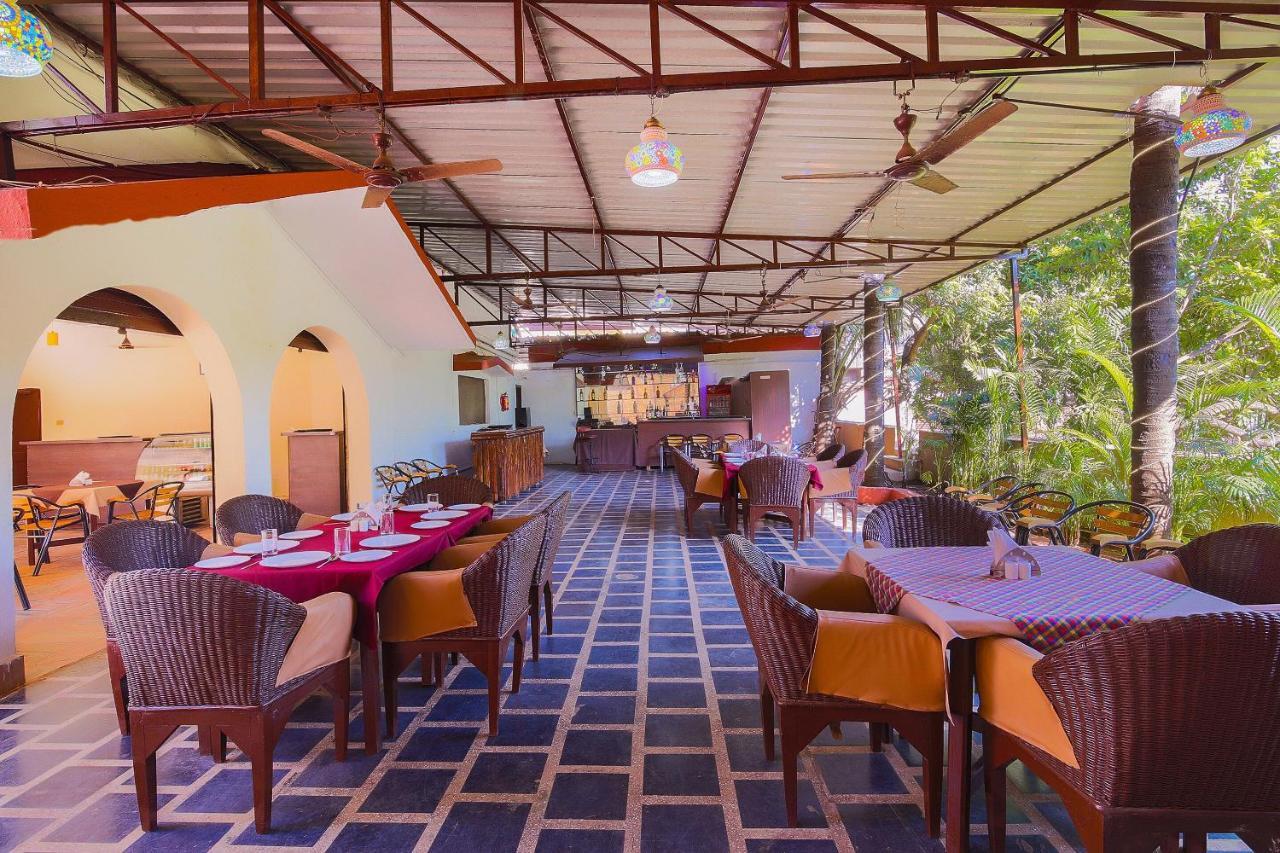 Collection O 45765 Xavier Beach Resort Candolim Dış mekan fotoğraf